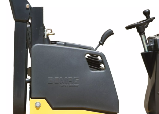 Виброкаток двухвальцовый BOMAG BW 900-50 [1 200 кг] (каток)